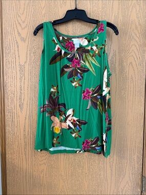 Chico's Emerald Green Floral Scoop Neck Tank